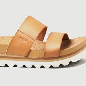 Reef Cushion Vista Hi Sandals Slides (Women's Size 8)